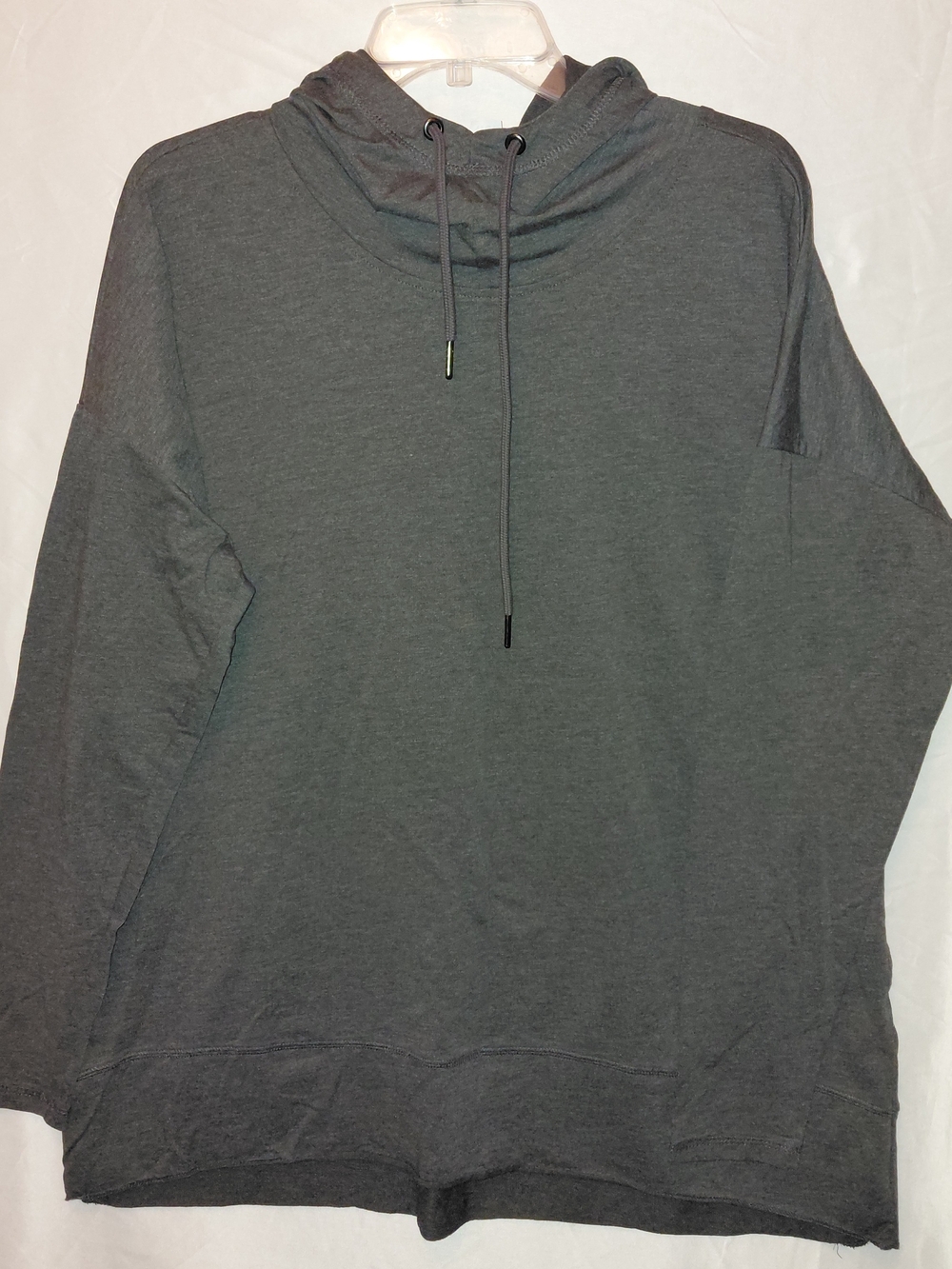 District Women's Charcoal Gray Hooded Pullover #2621